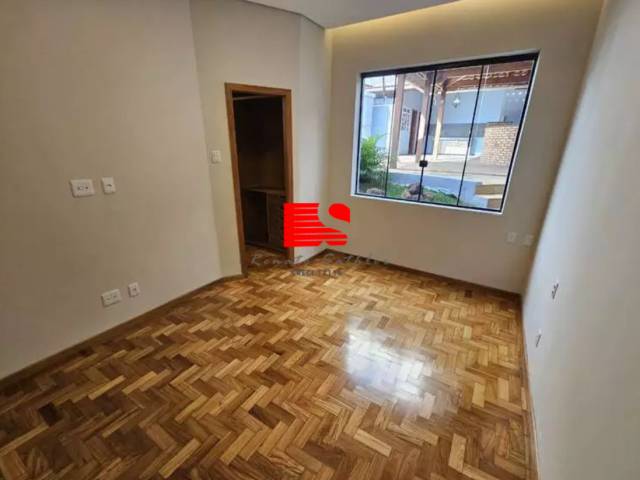 Casa para Venda em Belo Horizonte - 4