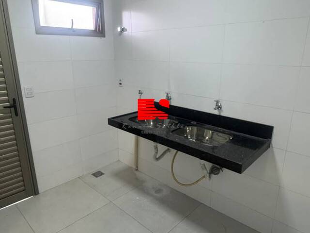 Casa para Venda em Contagem - 4