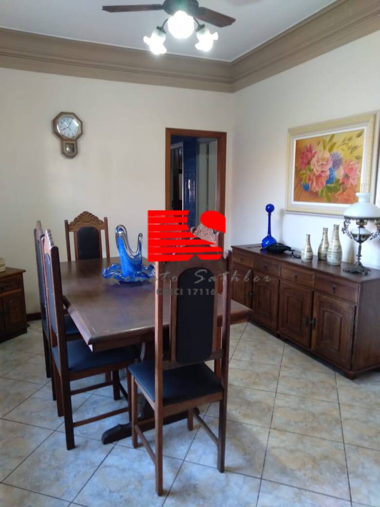 Casa, 4 quartos, 221 m² - Foto 2