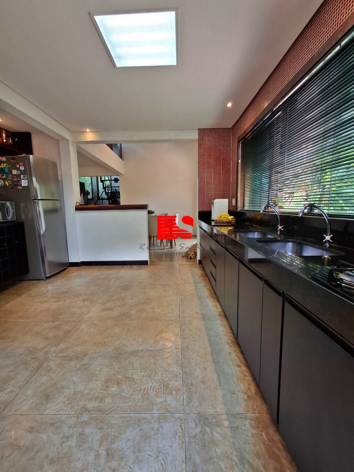 Casa de Condomínio à venda e aluguel com 2 quartos, 467m² - Foto 12